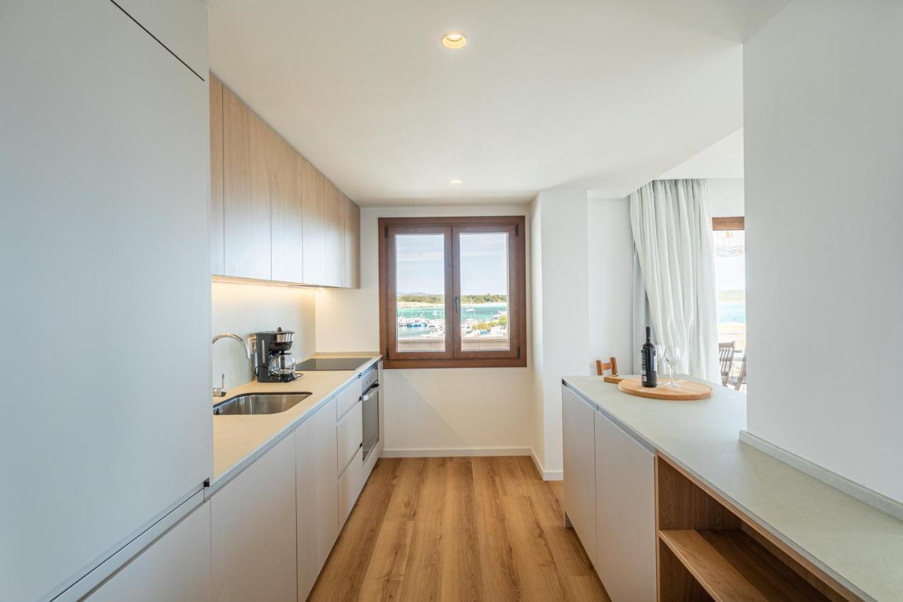 Beachfront Holiday Apartment Lotja 7 - Grupo Berna Colonia de Sant Jordi Exterior photo